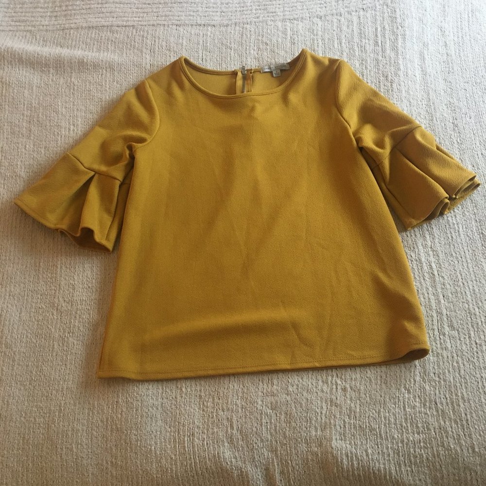 Green Envelope Yellow Mustard Ruffle Top